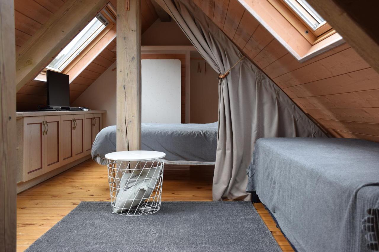 Petit Duplex De Charme Sous Les Toits Du Mont-Dore מראה חיצוני תמונה